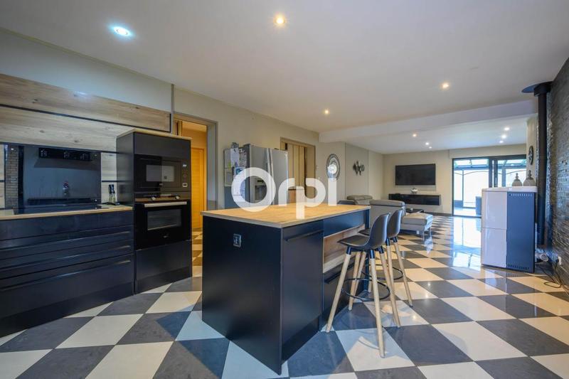 Maison - 136 m² - 4 pièces