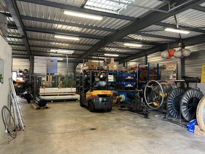 Local commercial - 408 m²