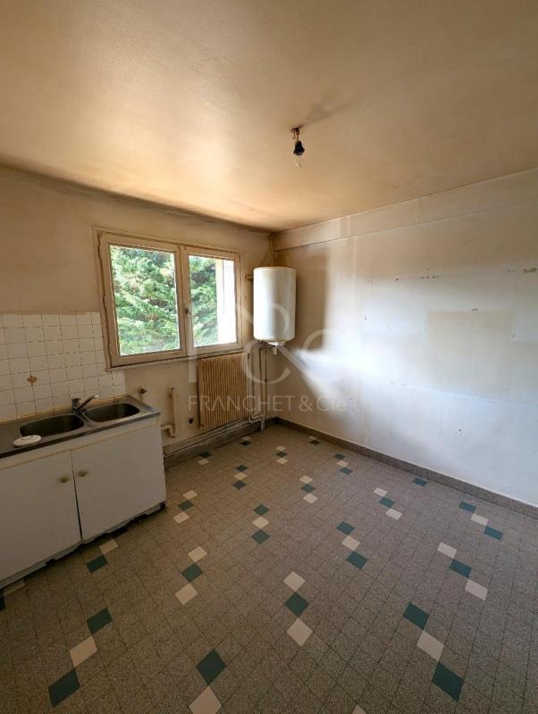 Appartement - 74 m² - 4 pièces