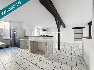 Maison de ville - 100 m² - 5 pièces