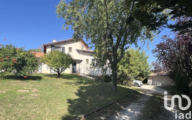 Maison de maîtres - 162 m² - 9 pièces