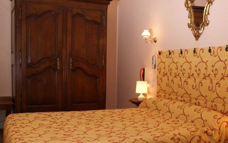 Hôtel particulier - 1 340 m² - 21 pièces