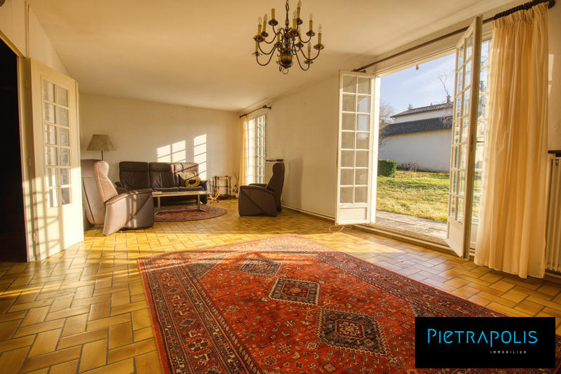 Maison traditionnelle - 139 m² - 5 pièces