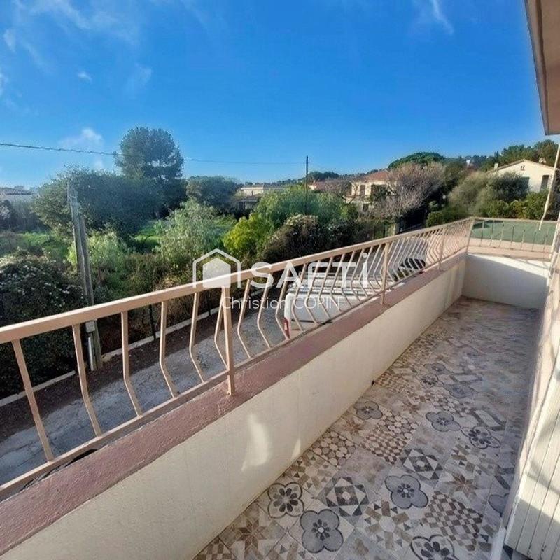 Appartement - 136 m² - 5 pièces