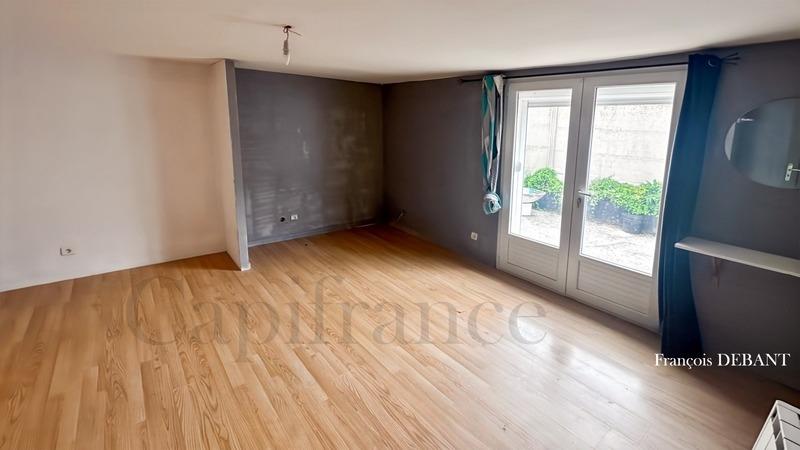 Maison - 252 m² - 9 pièces