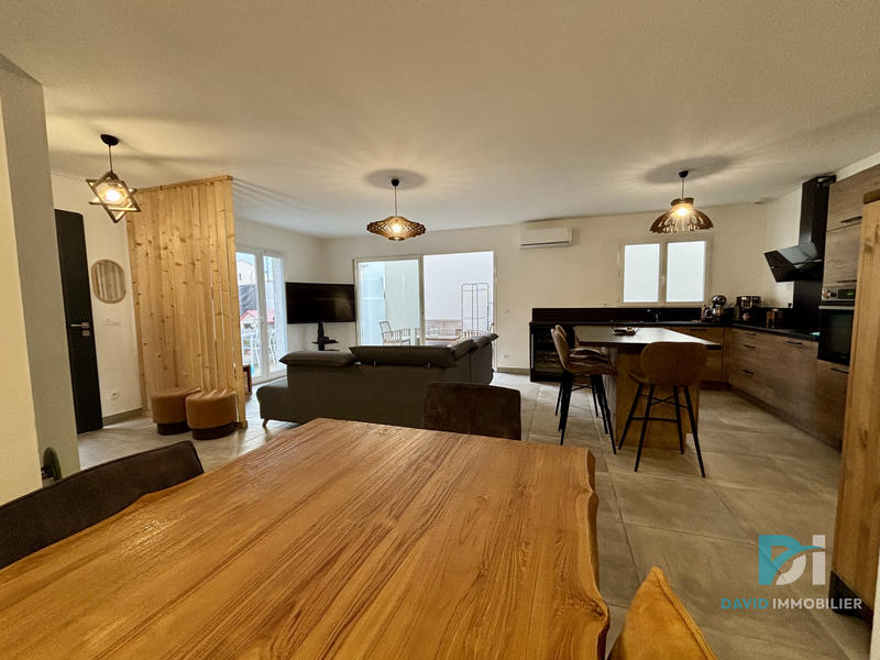 Maison - 96 m² - 4 pièces