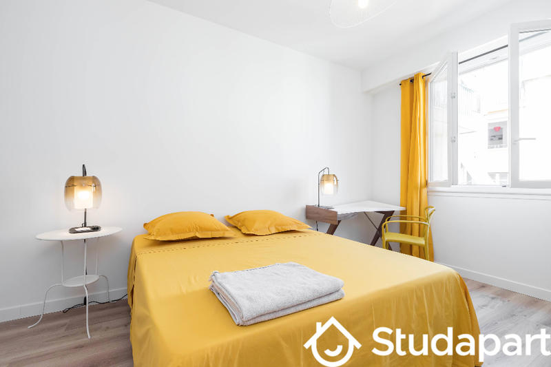 Chambre - 9 m² - 1 pièce