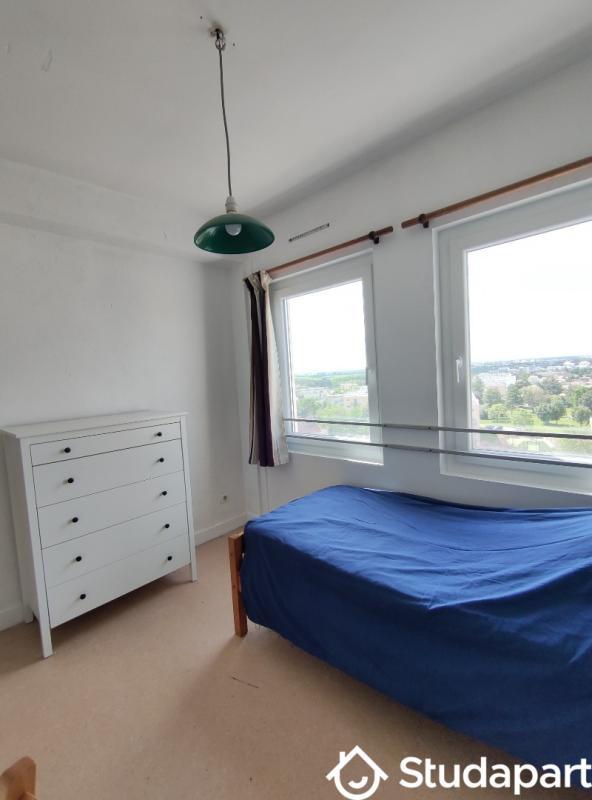 Chambre - 9 m² - 1 pièce