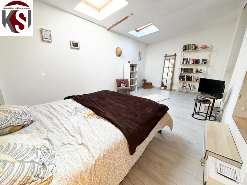 Appartement - 100 m² - 3 pièces