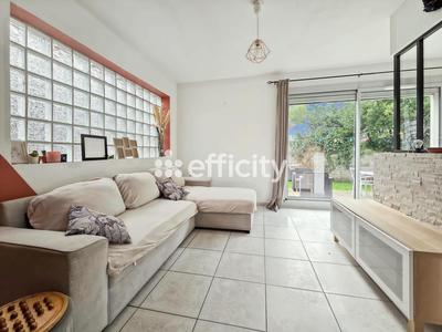 Maison - 104 m² - 5 pièces