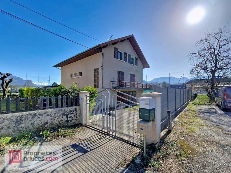 Appartement - 82 m² - 3 pièces