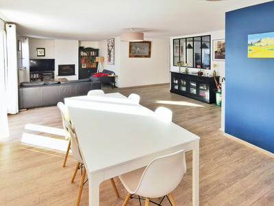 Maison - 130 m² - 7 pièces