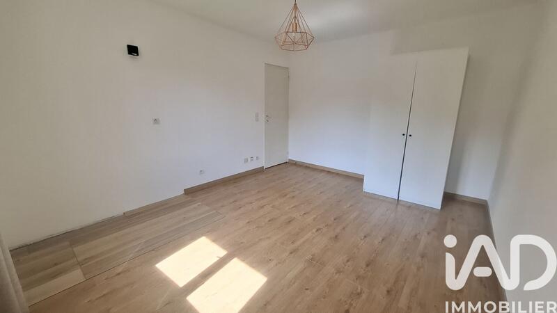 Maison - 102 m² - 4 pièces