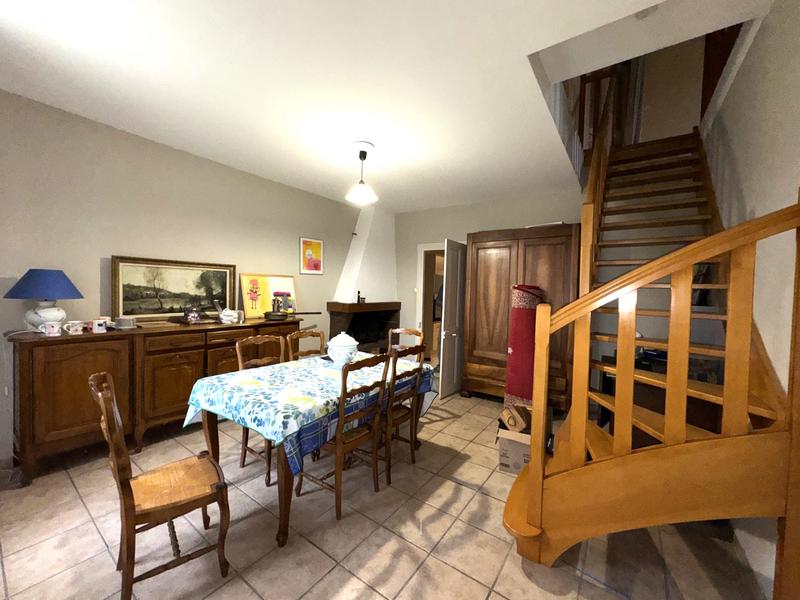 Maison traditionnelle - 93 m² - 4 pièces