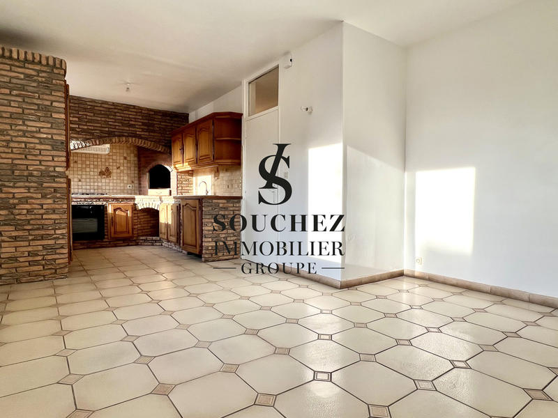 Maison - 300 m² - 6 pièces