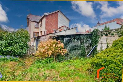 Maison - 80 m² - 5 pièces