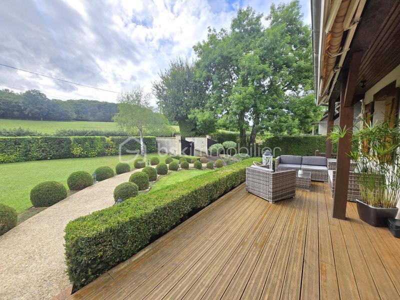 Pavillon - 176 m² - 6 pièces