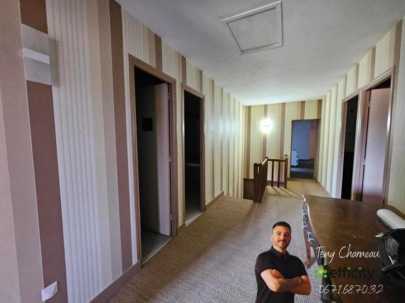 Maison - 280 m² - 6 pièces