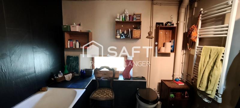 Maison - 230 m² - 7 pièces