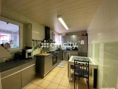 Maison - 158 m² - 6 pièces