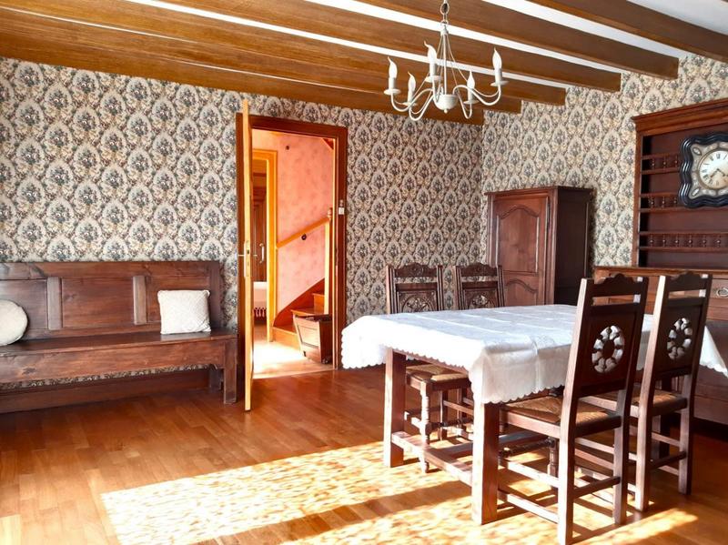 Maison - 185 m² - 8 pièces