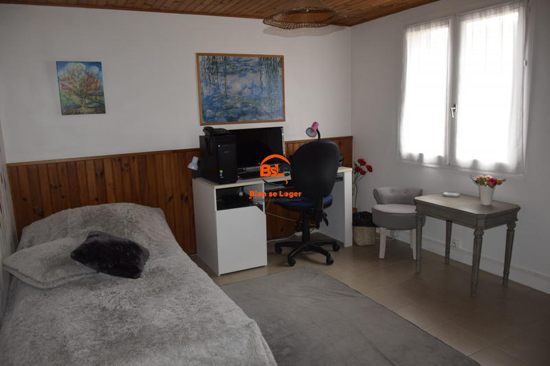 Maison traditionnelle - 150 m² - 7 pièces