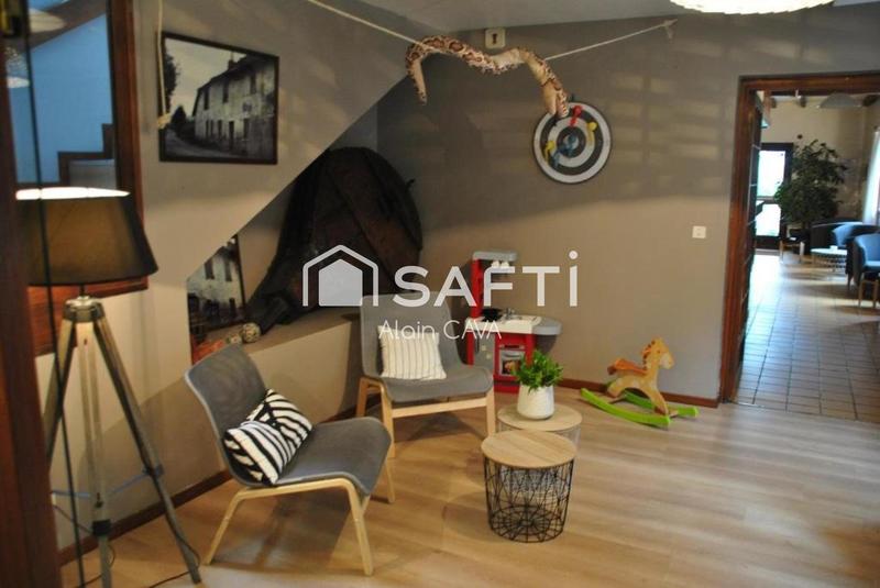 Local commercial - 4 000 m² - 17 pièces