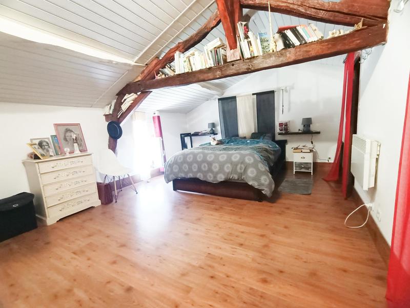 Maison - 166 m² - 6 pièces