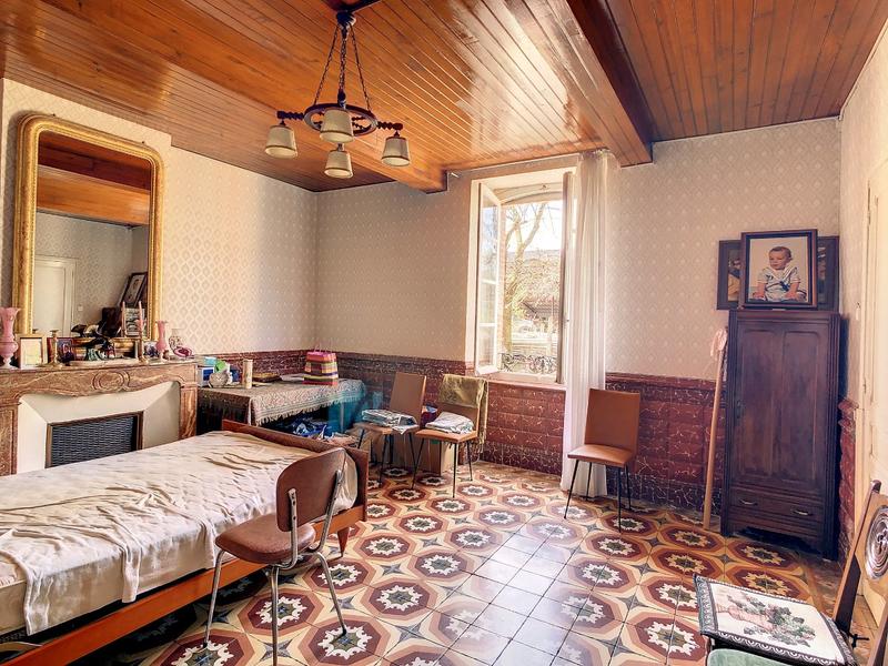 Maison de maîtres - 310 m² - 11 pièces