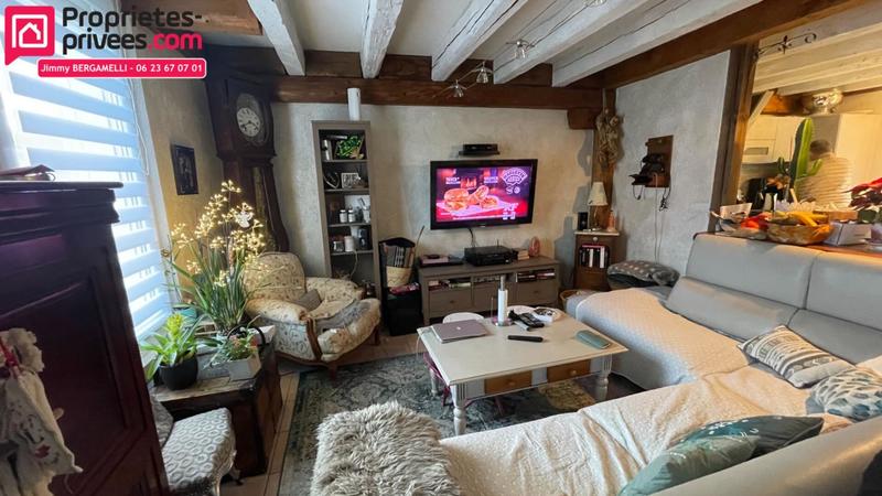 Maison - 207 m² - 7 pièces