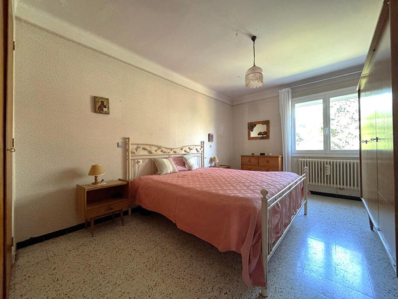 Maison - 173 m² - 11 pièces