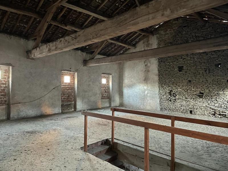 Maison - 350 m² - 10 pièces