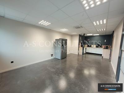 Local d'activité / Entrepôt - 624 m²