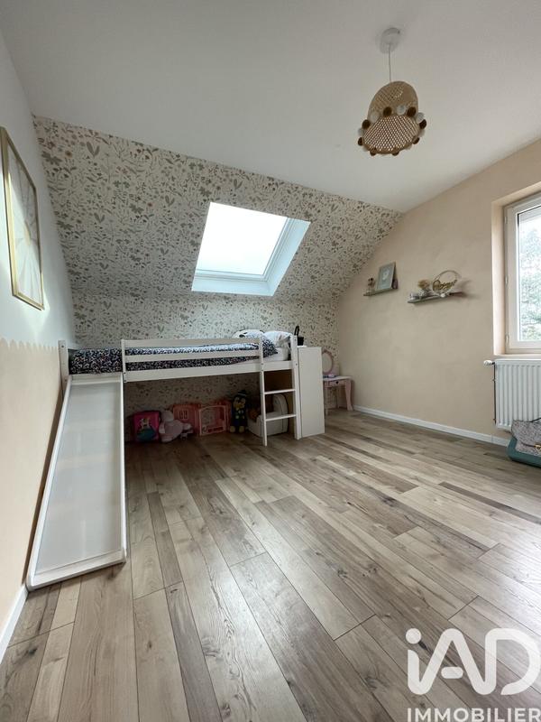 Maison - 210 m² - 5 pièces