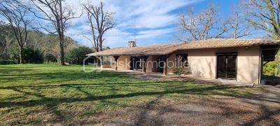 Maison - 162 m² - 5 pièces