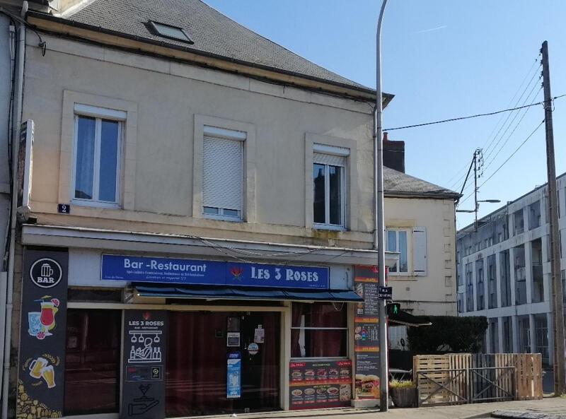 Immeuble - 127 m² - 6 pièces