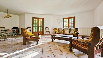 Maison - 168 m² - 8 pièces