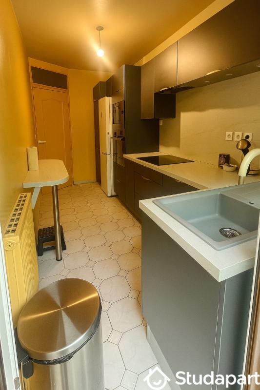 Chambre - 9 m² - 1 pièce