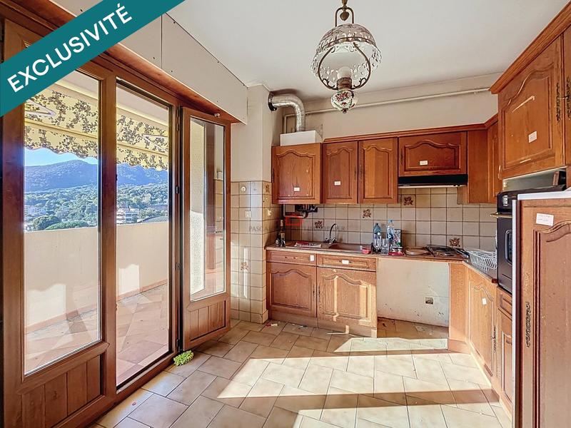 Appartement - 85 m² - 3 pièces