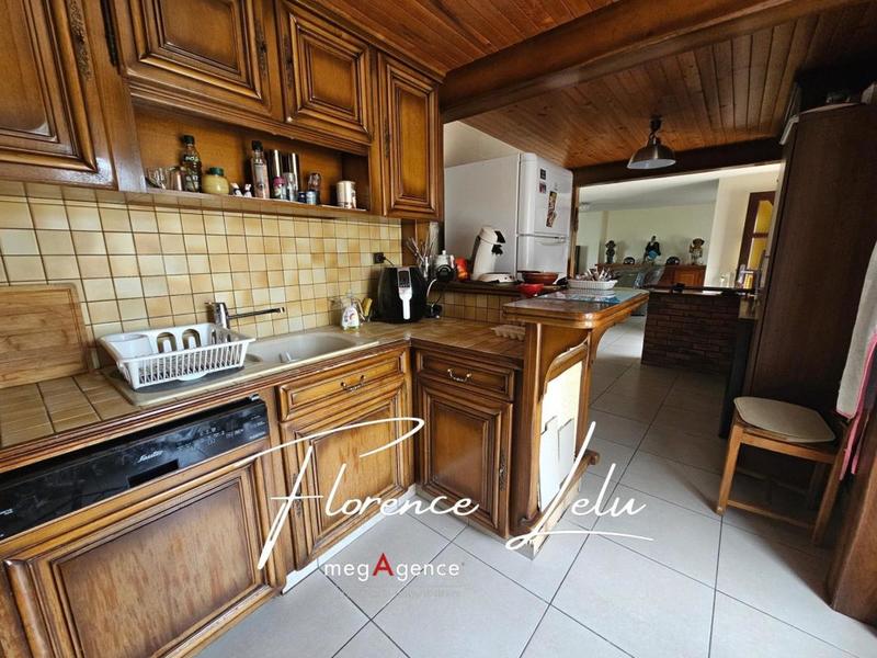 Maison - 147 m² - 6 pièces