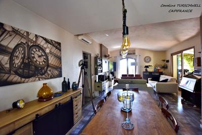 Maison - 137 m² - 6 pièces