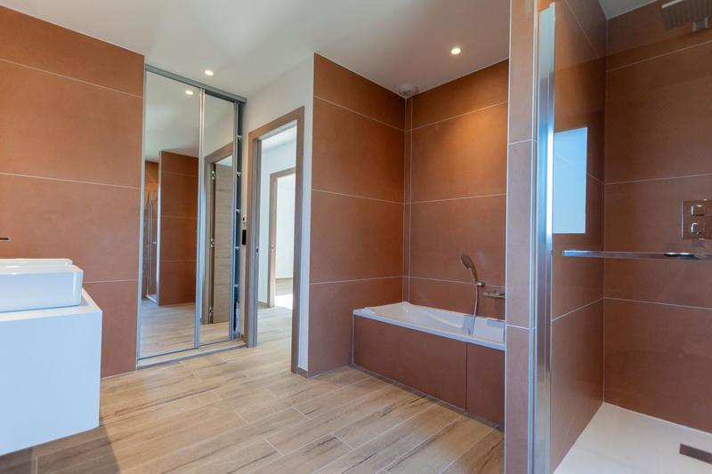 Villa - 182 m² - 5 pièces