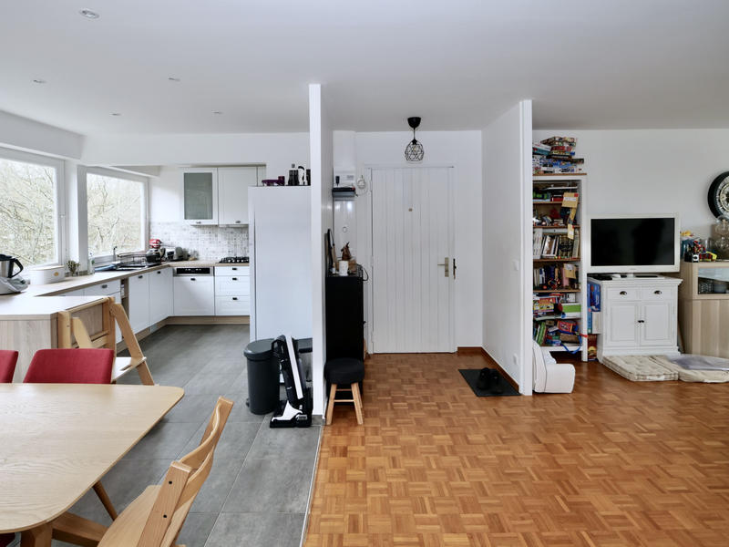 Appartement - 80 m² - 4 pièces