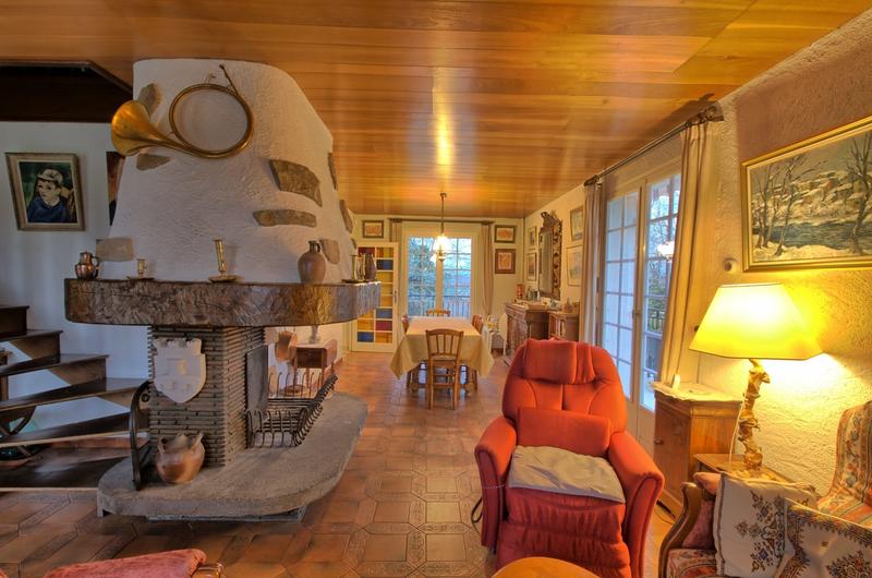 Maison ancienne - 216 m² - 7 pièces