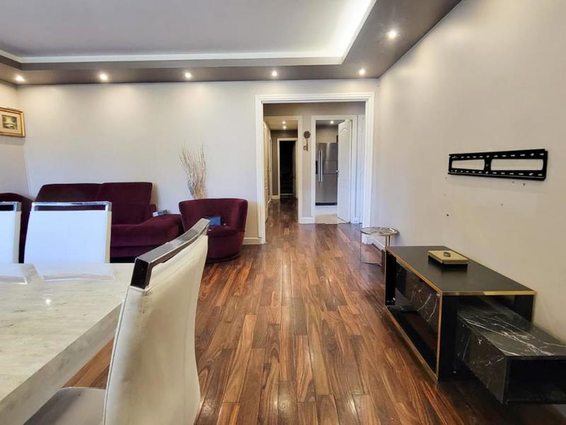 Appartement - 97 m² - 4 pièces