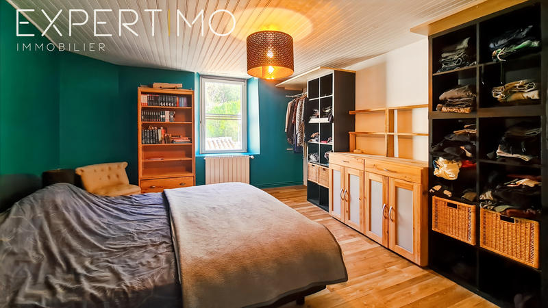 Maison de village - 165 m² - 8 pièces