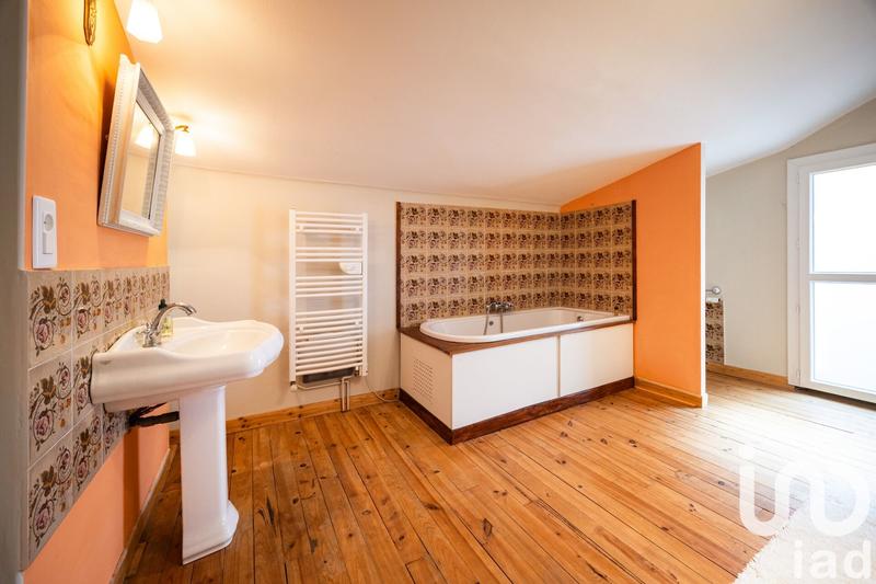 Maison - 131 m² - 5 pièces