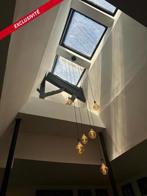 Maison - 230 m² - 3 pièces