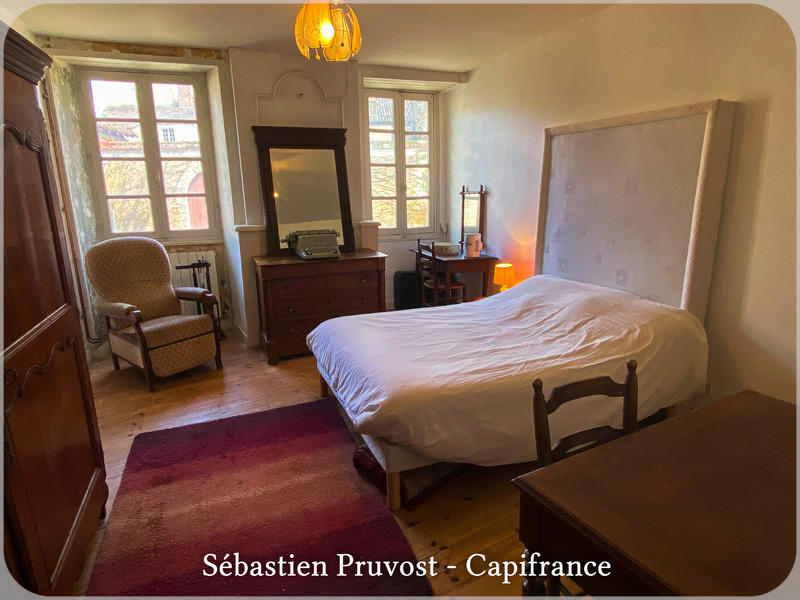 Maison - 140 m² - 6 pièces