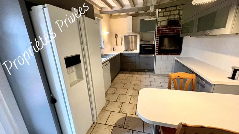 Maison - 20 m² - 8 pièces